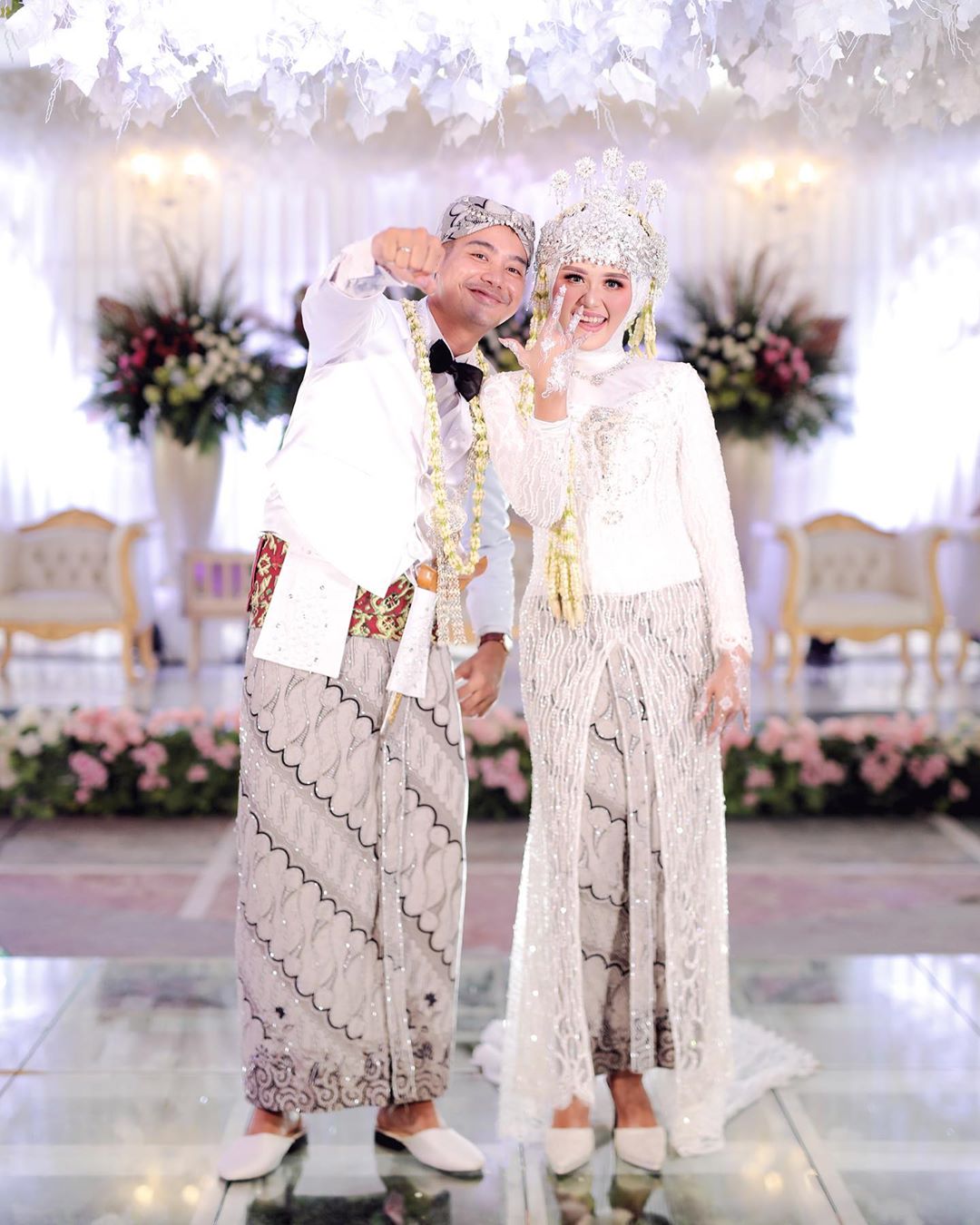 Prosesi Pernikahan Adat Sunda Yang Menginspirasi - IdeWedding