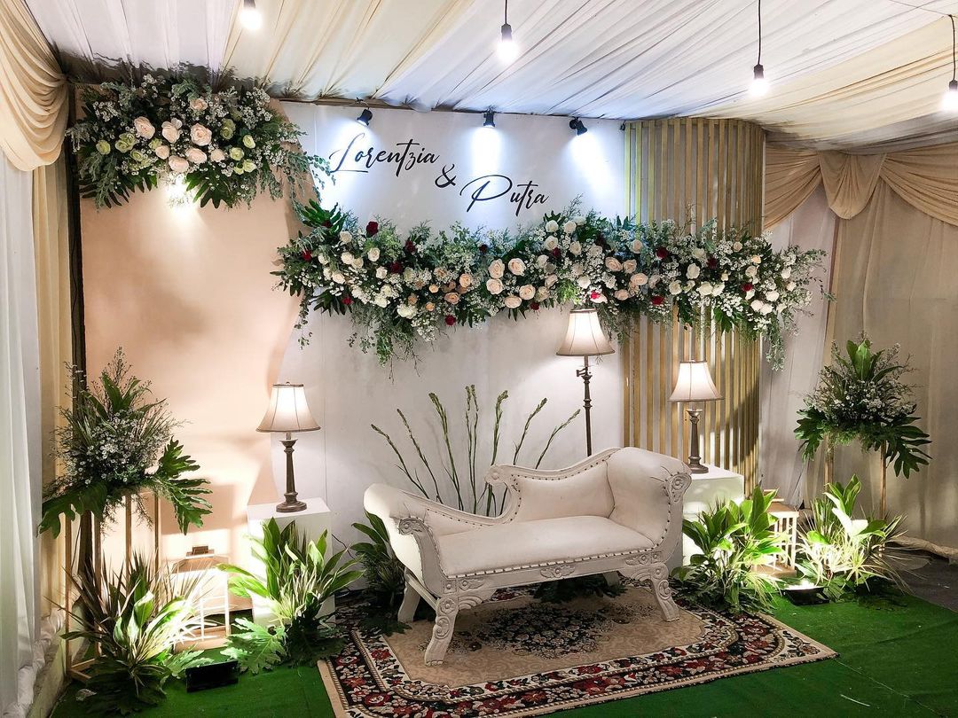 Gambar Konsep Photo Booth Sofa