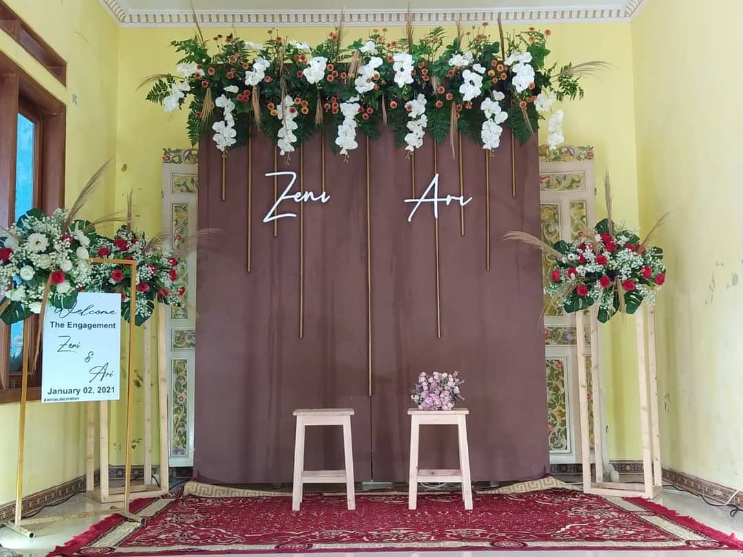 Photo Booth Bertema Backdrop Polos