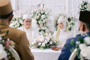 berkah-menikah-di-hari-jumat-menurut-pandangan-islam-1-300x200 Berkah Menikah di Hari Jumat Menurut Islam, Ini Keutamaan dan Waktu Terbaik untuk Akad